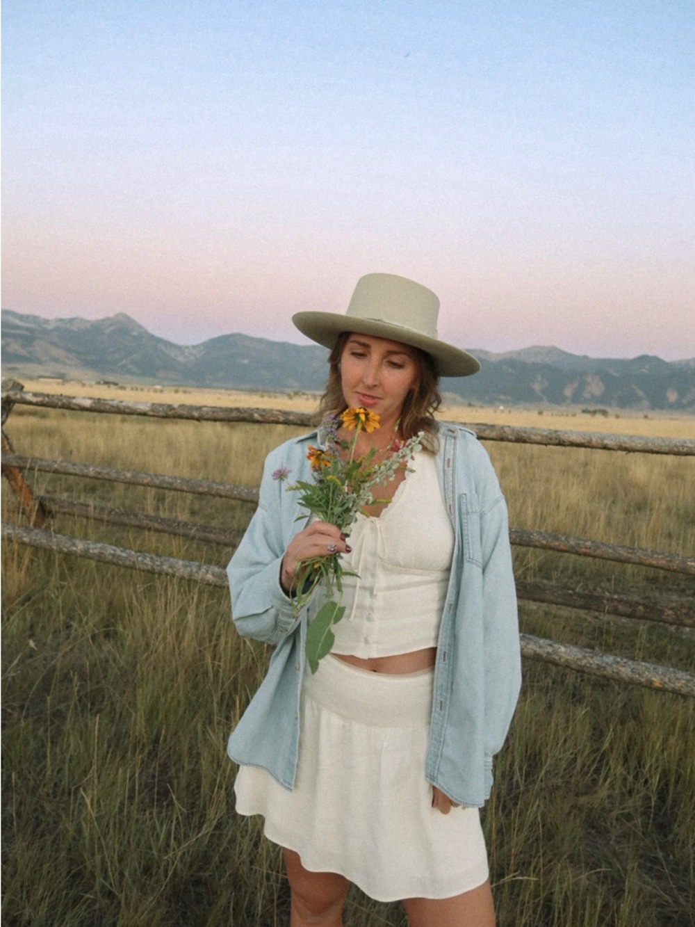 Dorothea Set in Cream | Reformation